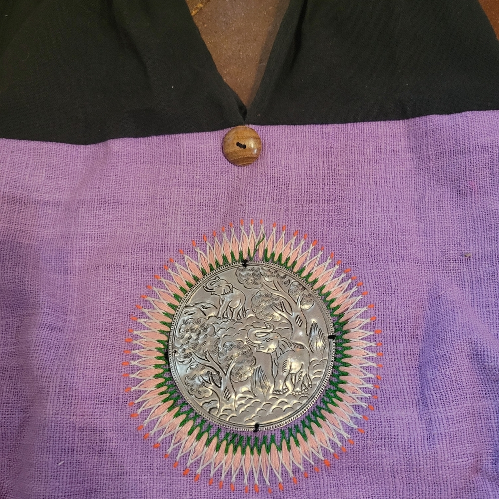 Silver Elephant Embroidered Bag - Picture 8 of 10